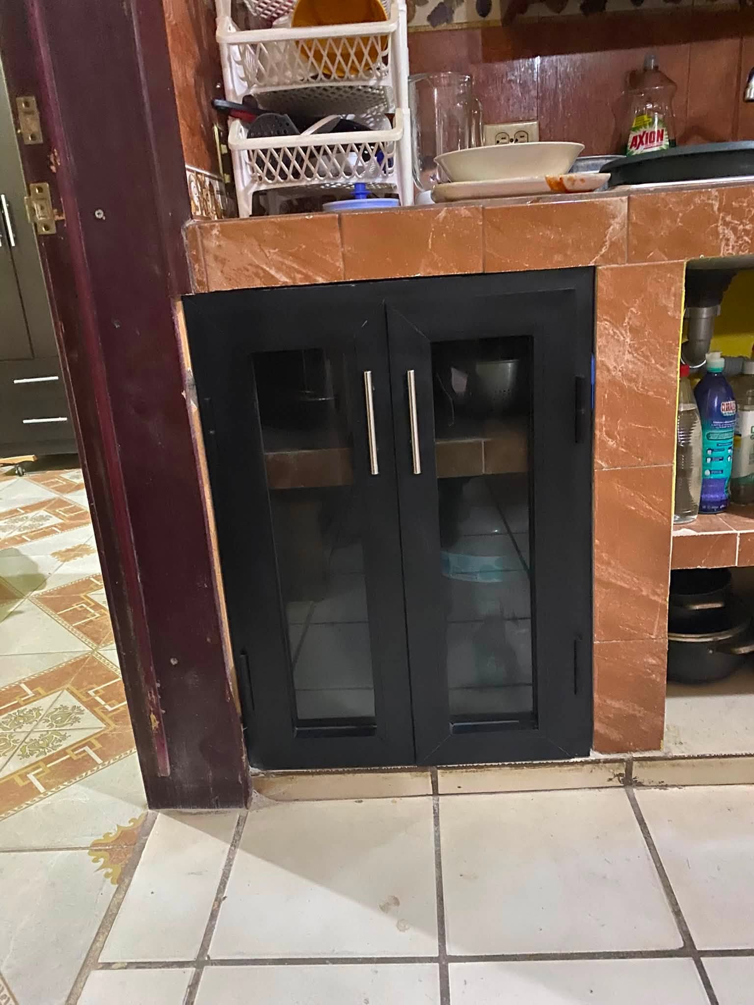 Cancel de cocina con puertas de vidrio